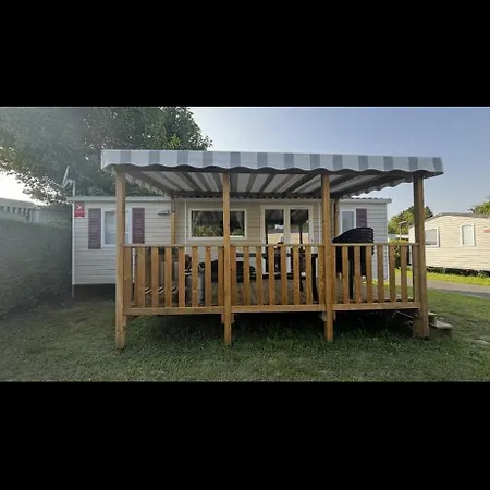 Mobilhome Trigano Au Les Charmettes Emplacement Calme Kamp alanı Les Mathes